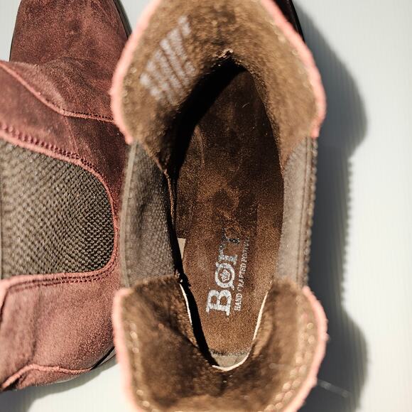 Born Graci Colors Ankle Bootie Size 8.5 Dark Brick Distressed Suede Chelsea Lug - Picture 11 of 14